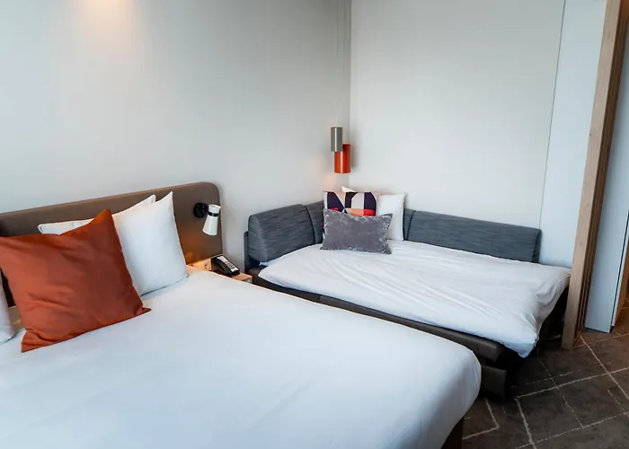 Holiday Inn - Eindhoven Airport By IhgAirport Hotel